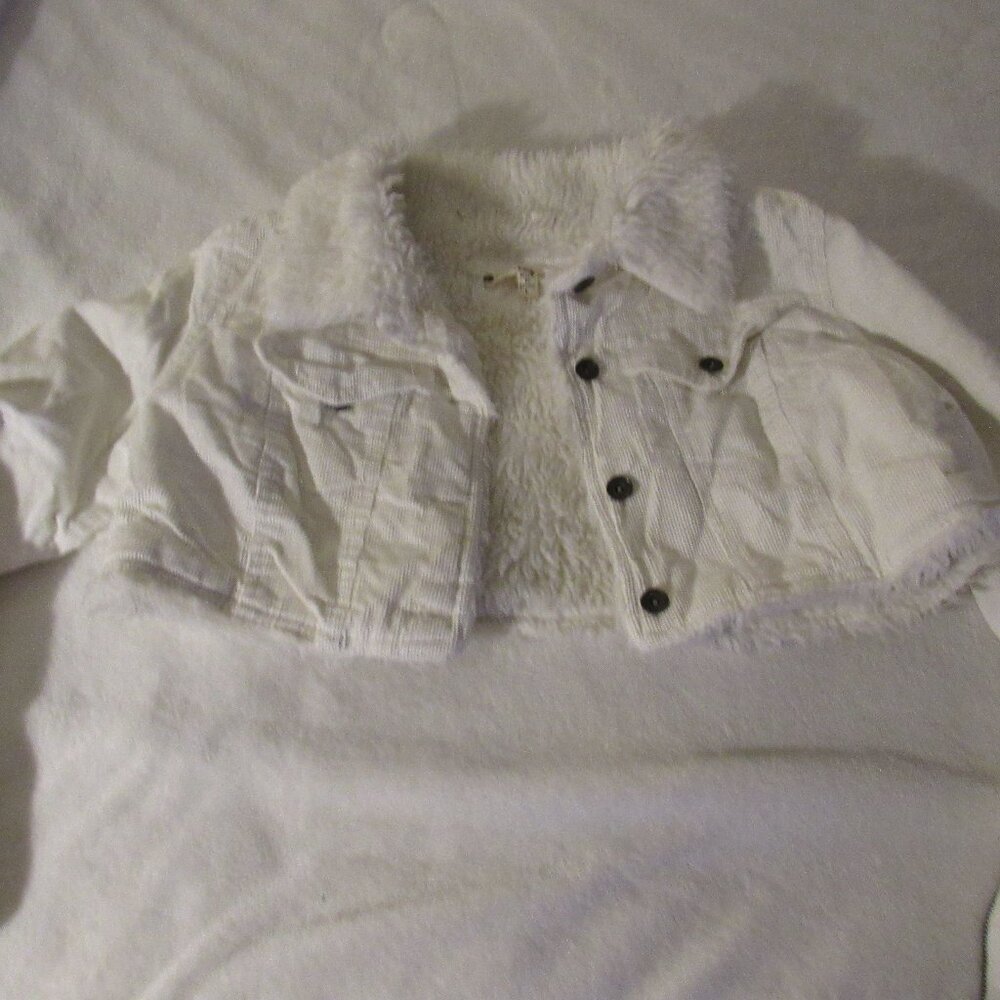 Marcele Renee Cream/White Corduroy/Furry Crop Jacket  USED